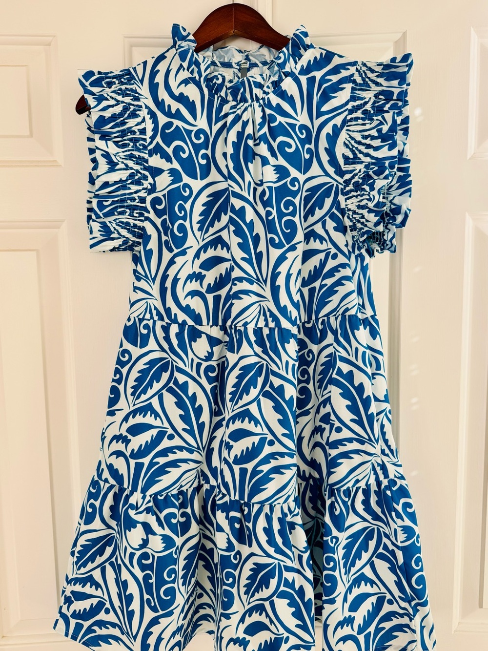 THML Blue & White Print Ruffle Sleeve Dress